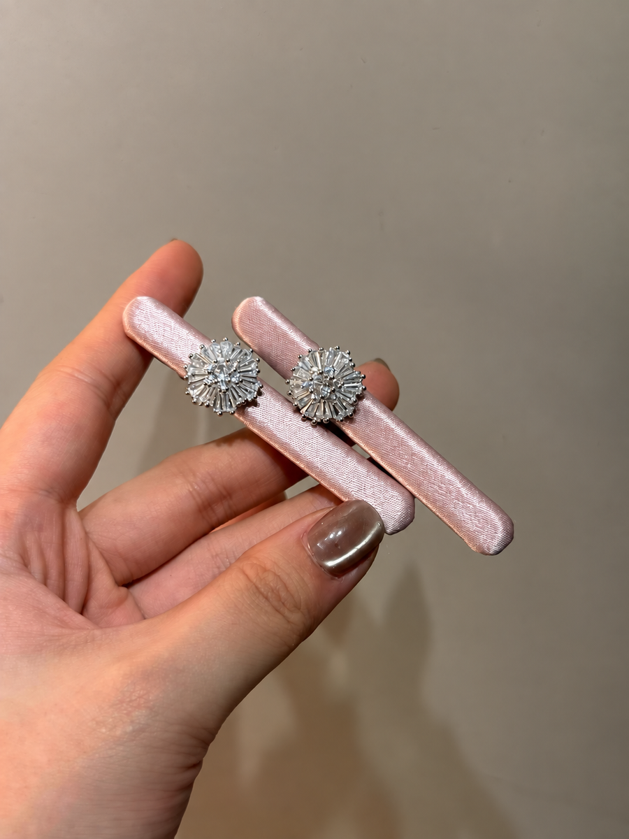 Diamond Bloom Hair Clip - 1
